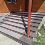Сходи з мармуру та граніту